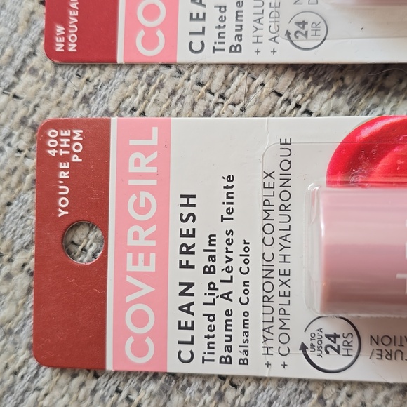 COVERGIRL BRAND WOMEN'S TINTED LIP BALM #400 "YOU'RE THE PALM" BUNDLE OF 3 - Picture 2 of 5
